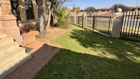 To Let 3 Bedroom Property for Rent in Pentagon Park Free State